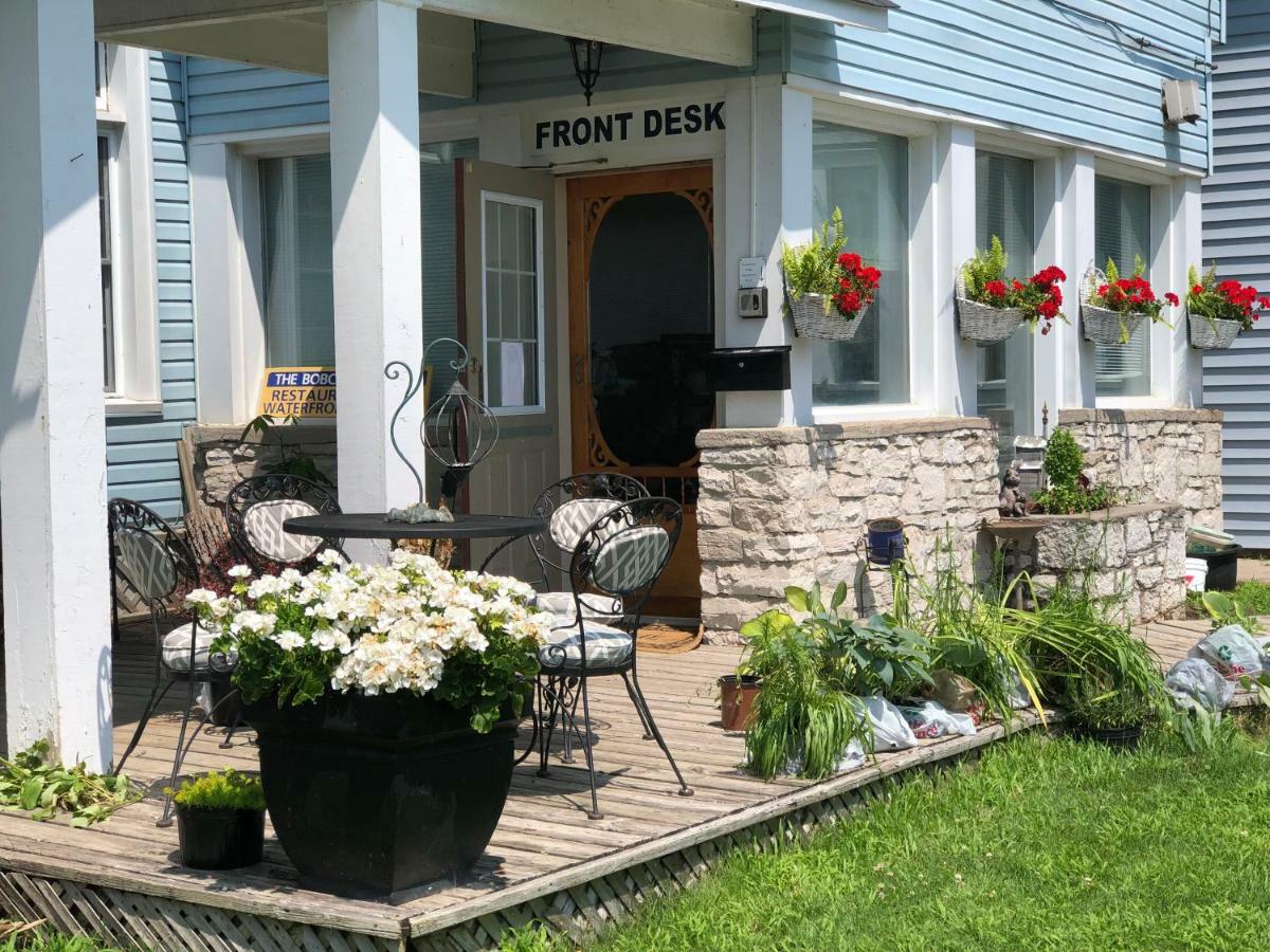The Bobcaygeon Inn ภายนอก รูปภาพ